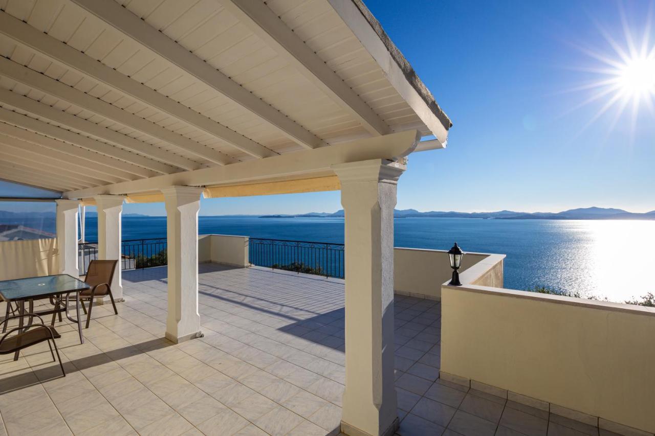 Villa Georgina Nisaki  외부 사진
